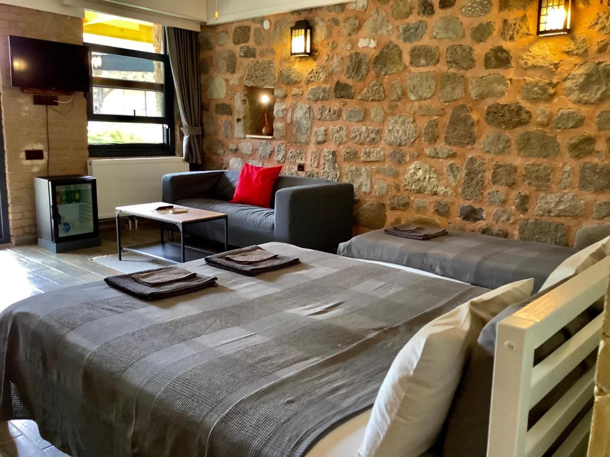 Attalos Hotel