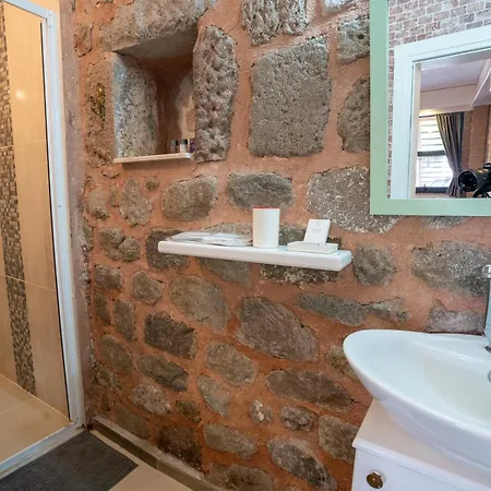 Attalos Suites Hotel Bergama Exterior photo